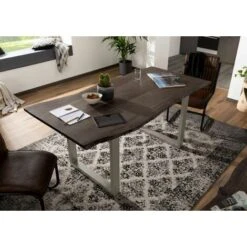 FREEFORM 3 Tavolo Da Pranzo In Legno Di Acacia - Laccato Grigio / Gambe Di Ferro - Argento Mat 160x90x76